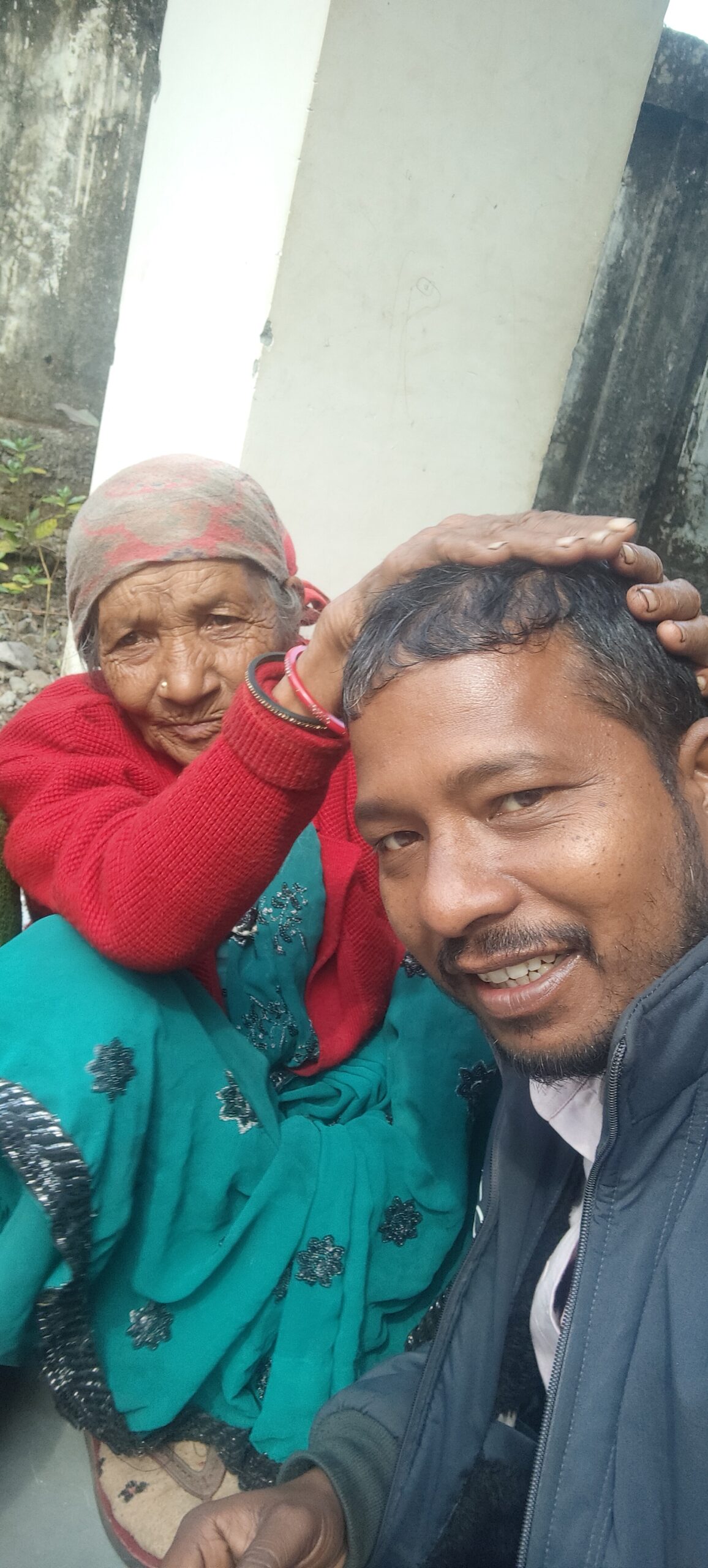 filter: 0; fileterIntensity: 0.0; filterMask: 0; module: portrait;
hw-remosaic: true;
touch: (-1.0, -1.0);
modeInfo: ;
sceneMode: 4096;
cct_value: 5665;
AI_Scene: (-1, -1);
aec_lux: 183.6738;
aec_lux_index: 0;
hist255: 0.0;
hist252~255: 0.0;
hist0~15: 0.0;
albedo:  ;
confidence:  ;
motionLevel: 0;
weatherinfo: null;
temperature: 39;